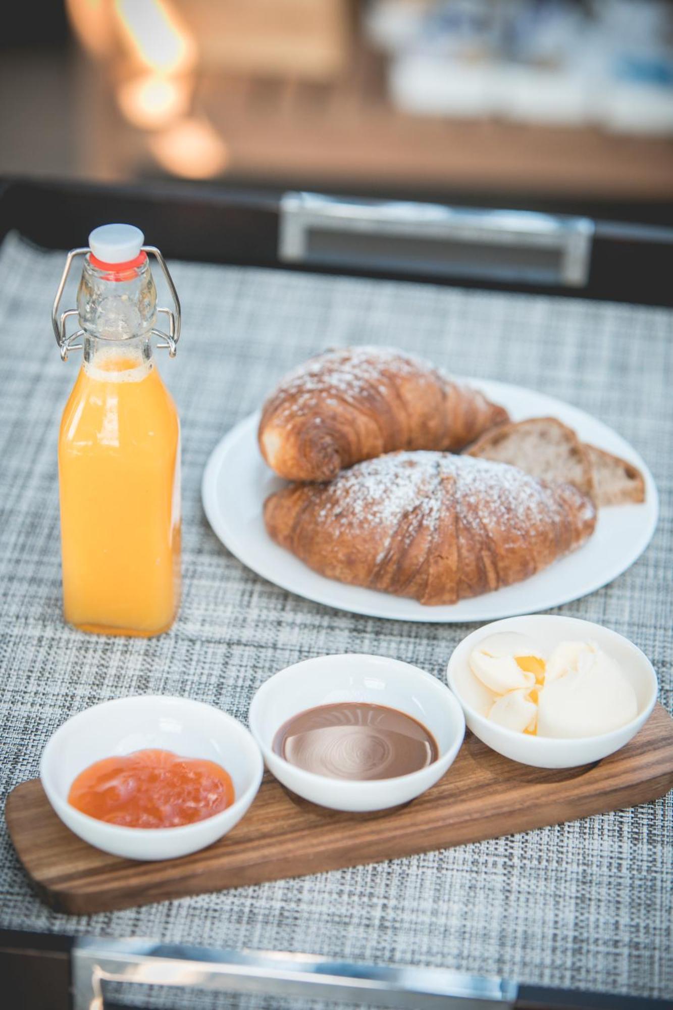Arborina Relais Hotel La Morra Ngoại thất bức ảnh